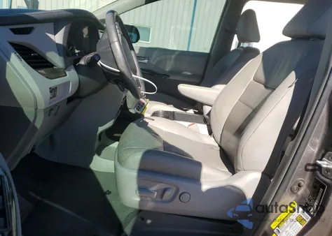 2018 Toyota Sienna Xle from USA, damaged, VIN 5TDYZ3DC2JS906129